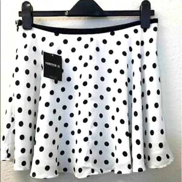 NWT F21 white & black polka dot skirt-M - Picture 1 of 5